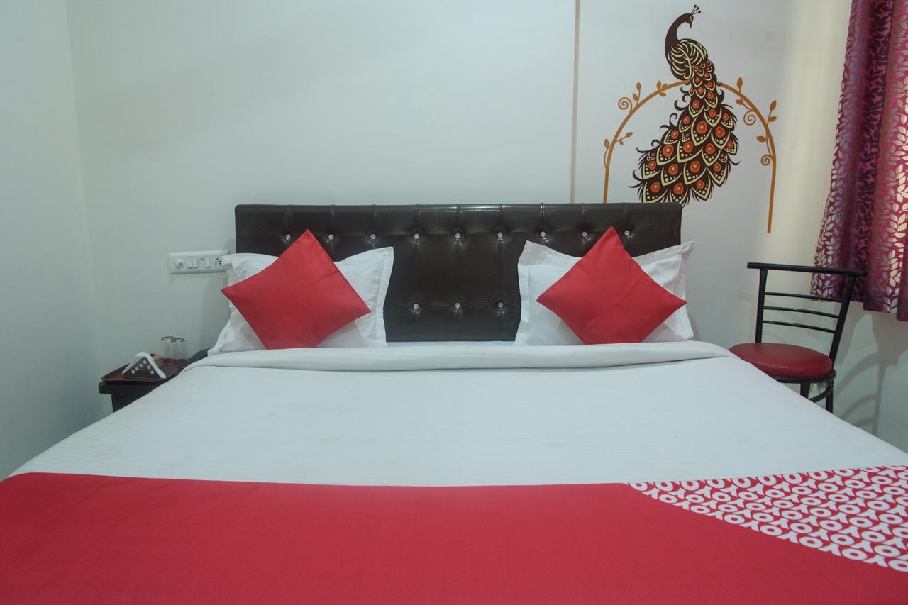 Oyo 11743 Hotel Shree Krishna Удайпур Экстерьер фото